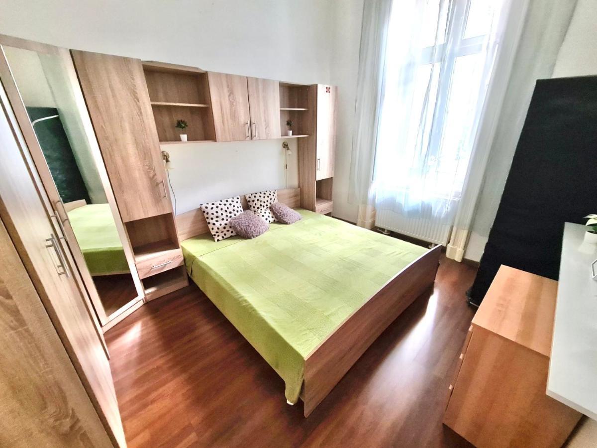 Ricky Apartment بودابست المظهر الخارجي الصورة